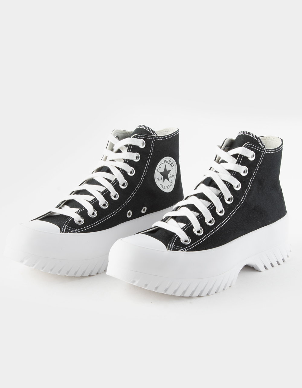 CHUCK TAYLOR ALL STAR LUGGED 2.0