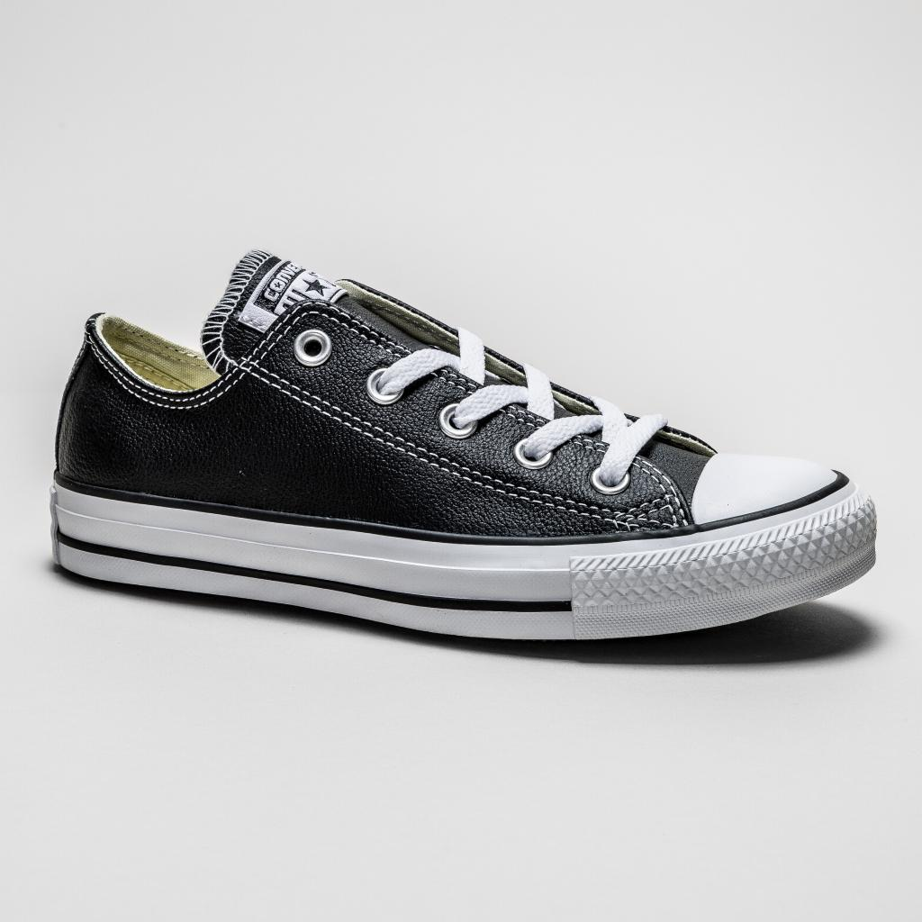 CHUCK TAYLOR ALL STAR LEATHER