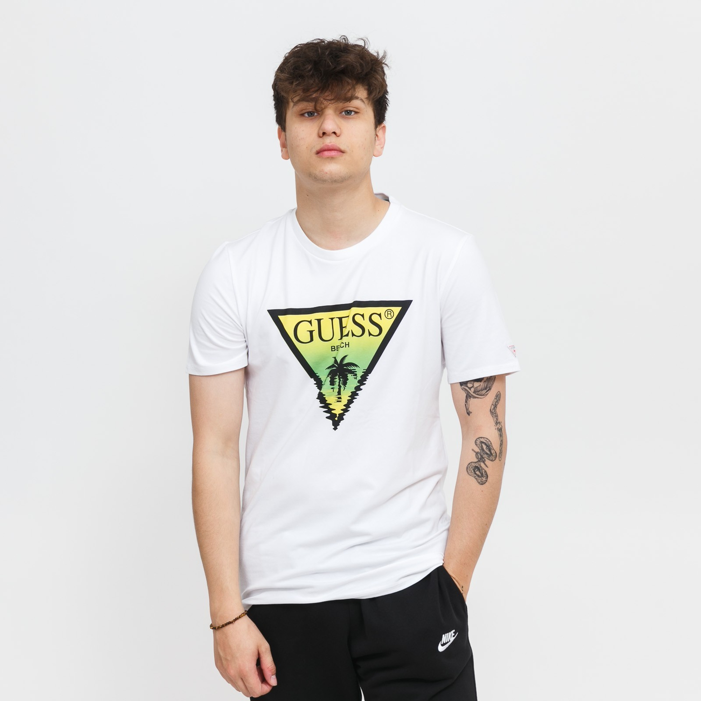 SS TEE