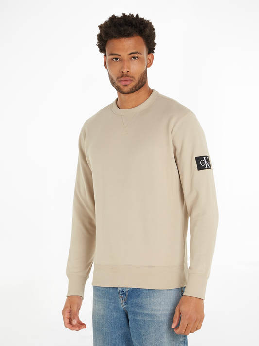 BADGE CREW NECK
