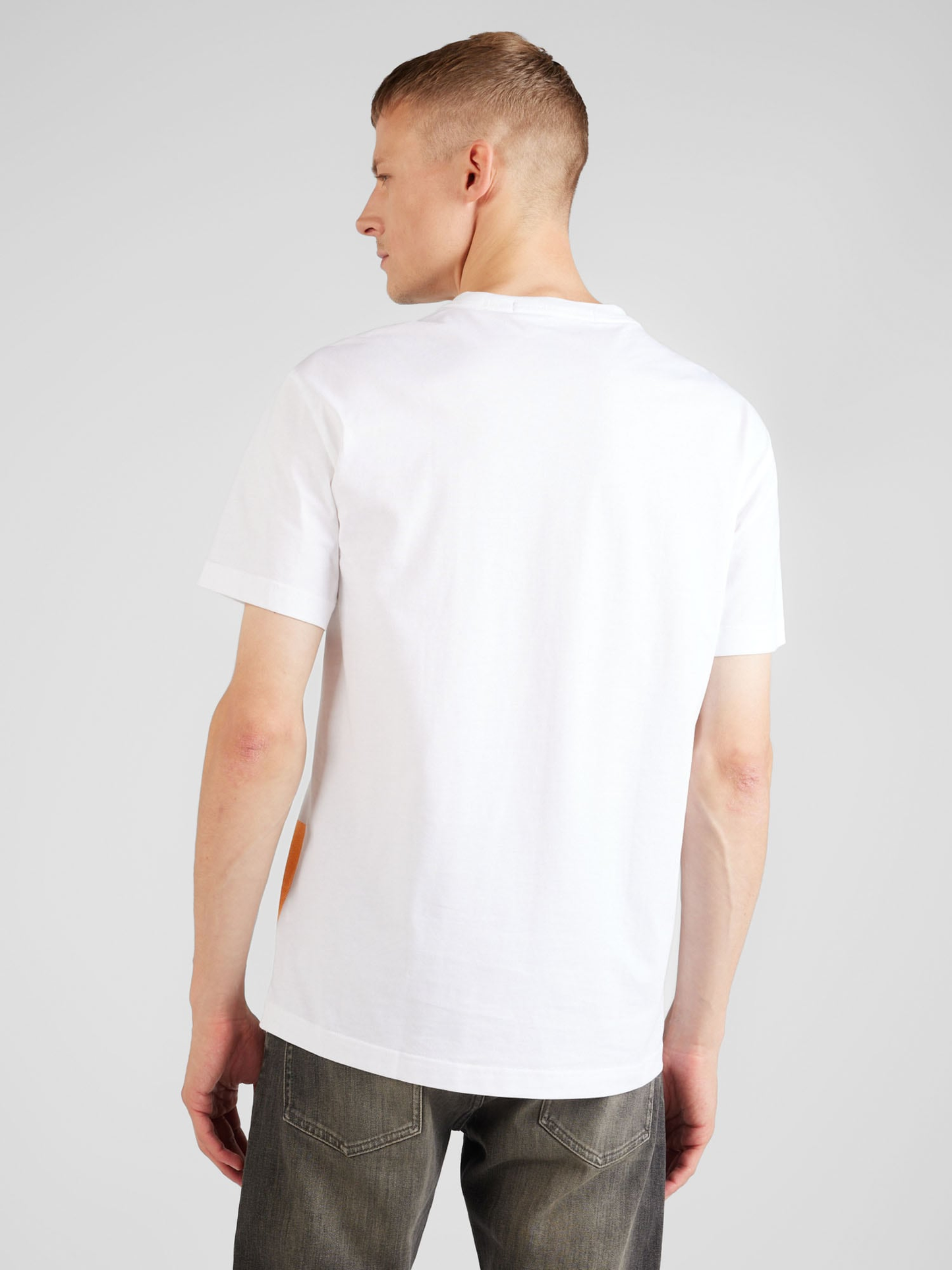 STENCIL BLOCKING LOGO TEE